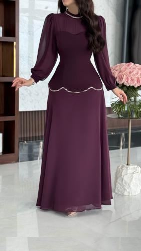 فستان “وقار مرصّع” – فخامة هادئة بحضور ملكي