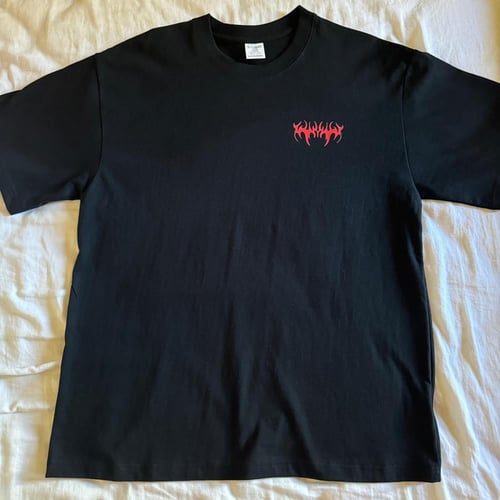 تيشيرت اوفرسايز بتصميم كلاسيكي – إصدار Chris Bumst...