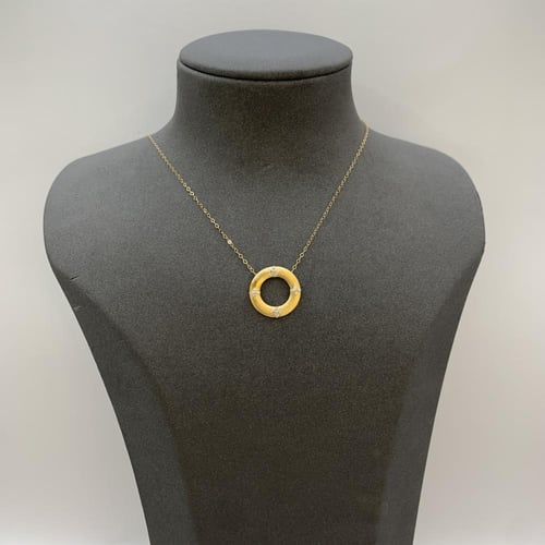 عقد ذهب إيطالي عيار 18 وزن 1.64 جرام بتعليقة دائرة...