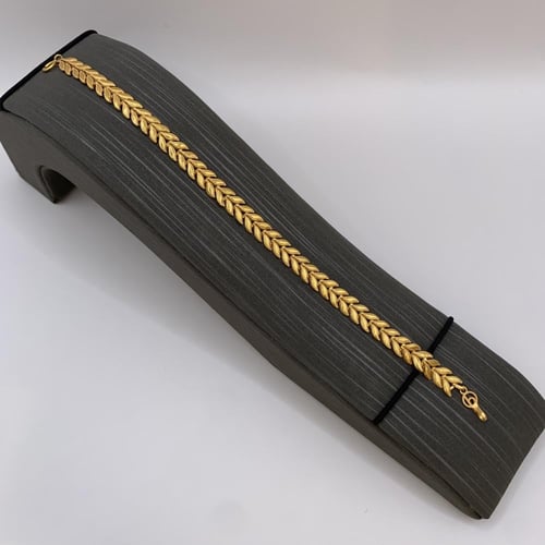 سوارة بحريني ذهب عيار 21 وزن 3.86 جرام بتصميم أورا...