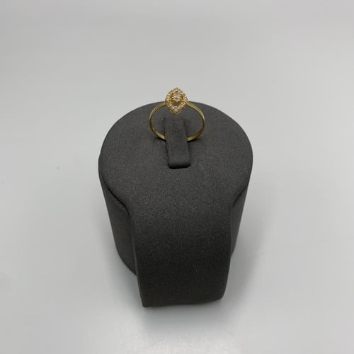 طقم مميز تصميم الماس عيار 18 الوزن 14.5