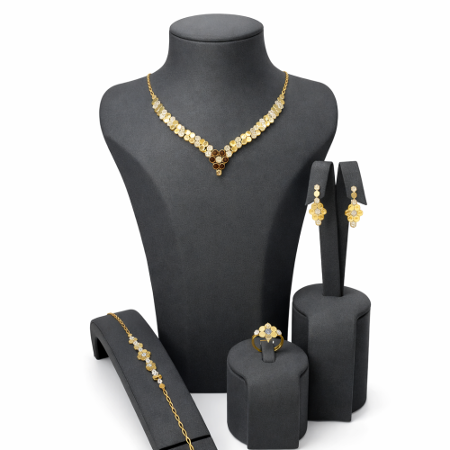 طقم ذهب إيطالي عيار 18 وزن 11.78 جرام