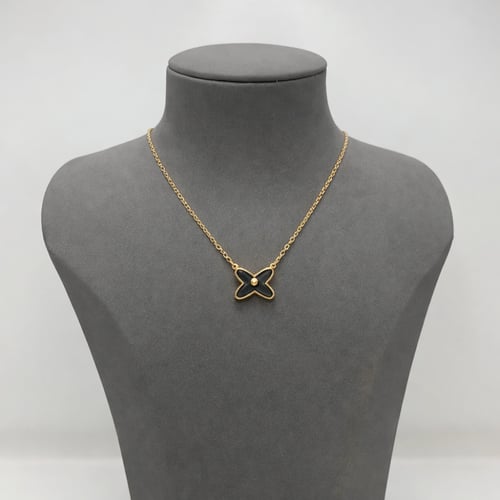 عقد ذهب إيطالي عيار 18 بوزن 3.42 جرام بتصميم فراشة...