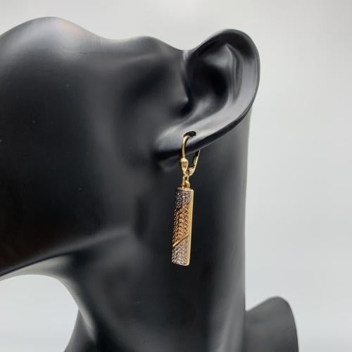 حلق ذهب مميز ايطالي عيار 18 الوزن 3.4