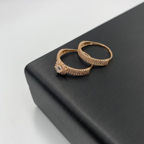 خاتم تونز ذهب عيار 21 – طقم مزدوج بفص دائري لامع و...