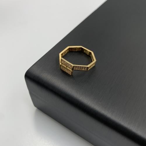 خاتم ذهب مميز ايطالي عيار 18 الوزن 2.83