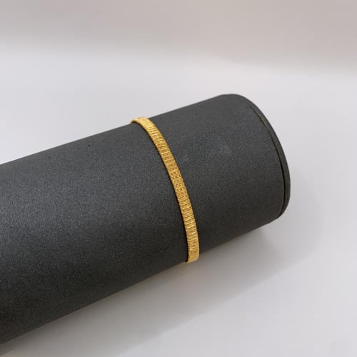 سوارة بحريني ذهب عيار 21 وزن 4.51 جرام بتصميم عريض...