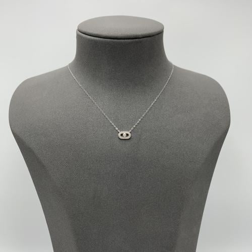 عقد إيطالي ذهب أبيض عيار 18 – تصميم أنيق بفصوص برا...