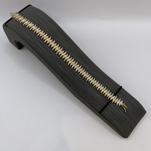 سوارة ذهب إيطالي عيار 18 وزن 7.8 جرام بتصميم لامع...