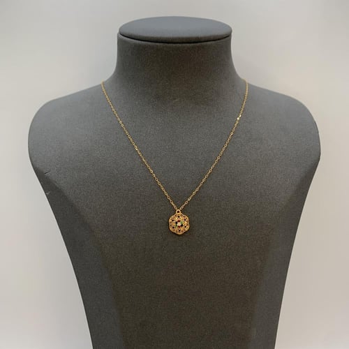 عقد بحريني ذهب عيار 21 وزن 1.39 جرام بقلادة ملونة...