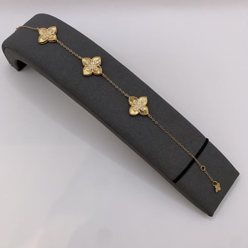 طقم ذهب إيطالي عيار 18 وزن 11.29 جرام