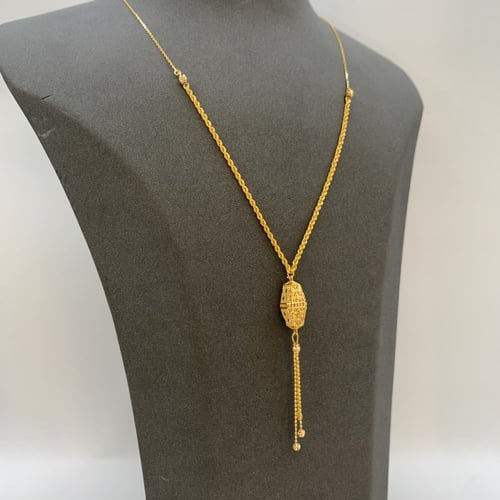 سبحة بحريني عيار 21 وزن 3.6 جرام بتعليقة بيضاوية م...