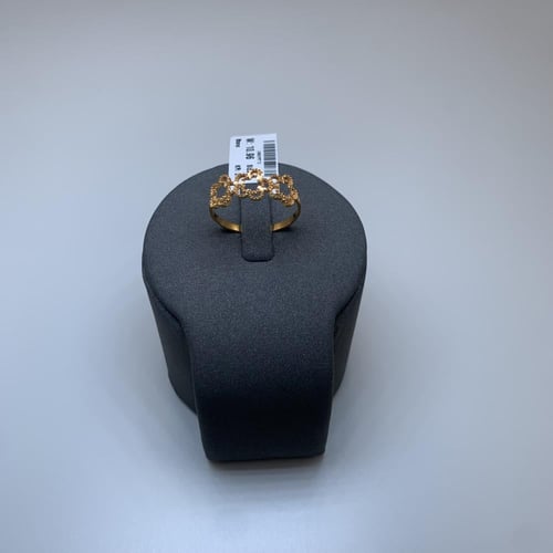 طقم ذهب بحريني عيار 21 وزن 10.96 جرام بتصميم متشاب...