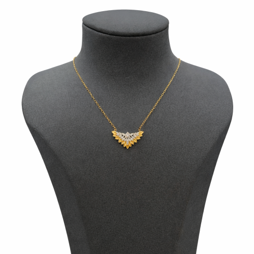 عقد ذهب إيطالي عيار 18 وزن 2.69 جرام بتصميم جناح م...