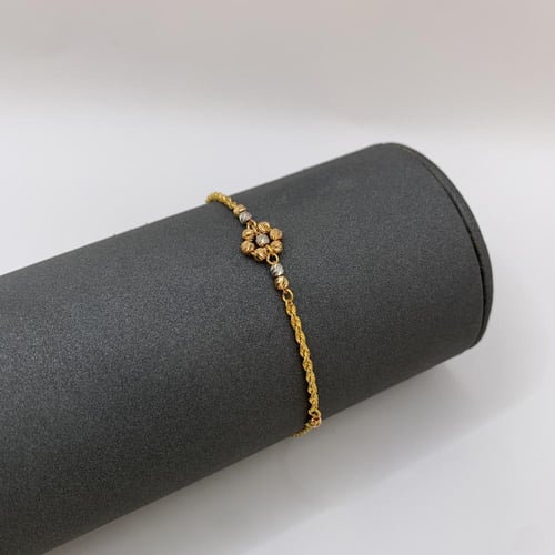 سوار بحريني ذهب عيار 21 وزن 1.52 جرام بتصميم زهرة...