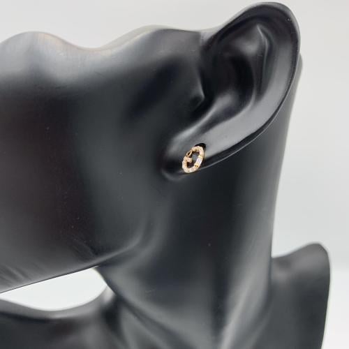 حلق مميز ايطالي تصميم الماس عيار 18 الوزن 0.7