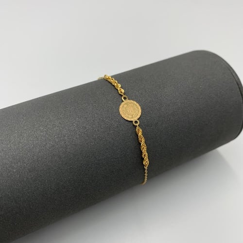 سواره بحريني ذهب عيار 21 بتعليقة دائرية مزخرفة – و...