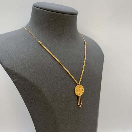 عقد بحريني ذهب عيار 21 وزن 2.9 جرام بتصميم دائري ه...