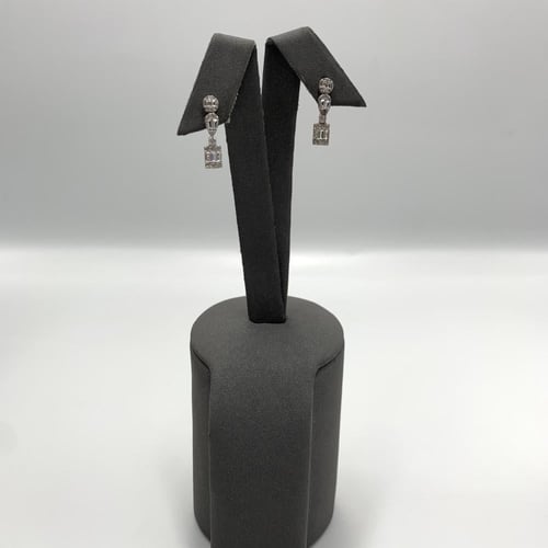 طقم مميز تصميم الماس عيار 18 الوزن 23.04