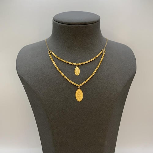 عقد ذهب عيار 21 وزن 2.4 جرام بتصميم طبقتين وتعاليق...