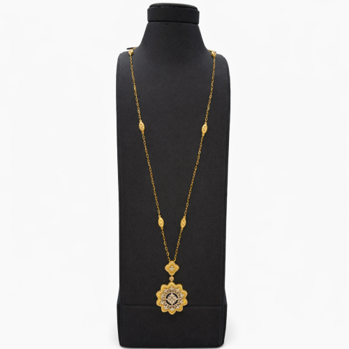 قلادة ذهب إيطالي عيار 18 وزن 14.8 جرام بتصميم سبحة...