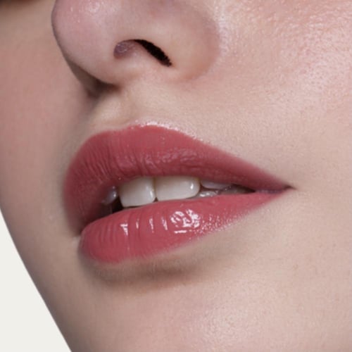 لوكا مرطب الشفاه وردي طبيعي 03