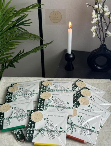 توزيعات أطفال لليوم الوطني