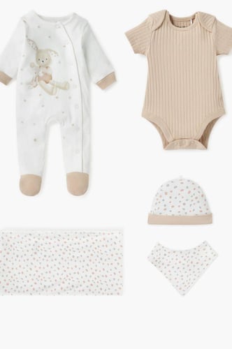 هدية مولودة