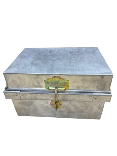 صندوق تراثي مقاس الطول 27 العرض 20 الارتفاع 18سم