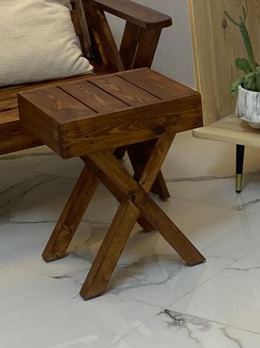 طاولة خدمة مقاس 40cm*40cm ( على الطلب )