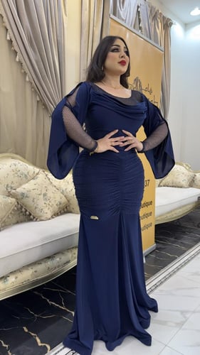 الظبي المذير - لون كحلي