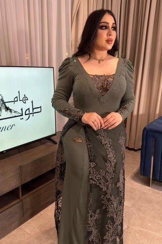 فستان الغزال العارضيه - لون زيتي