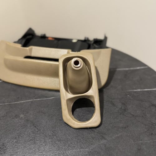 جلدة عصا قير فورد فكتوريا وماركيز | ربل | هلوز