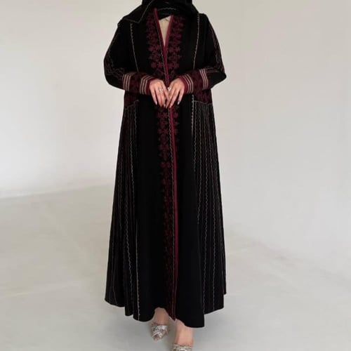 عباية سوداء بنقش جنوبي واطراف عودي