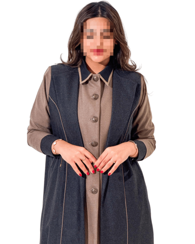 بليزر رمادي غامق مزين بديزاين من اللون البيج