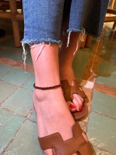 خلخال من حجر الياقوت الاحمر طوله 25 سم‍