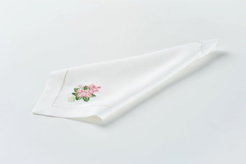 منديل مائدة تصميم زهور وردية ( Napkins)