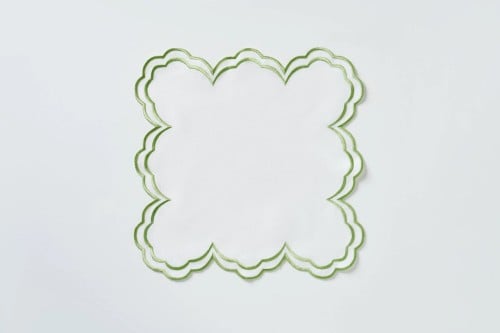 منديل مائدة بتطريز أخضر للأطراف ( Napkins)