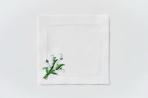 مفرش صغير تصميم زهرة الياسمين (Small Napkins)