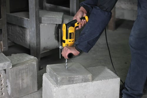 دريل ديولت هندي 13 ملم 750 واط DEWALT DWD024