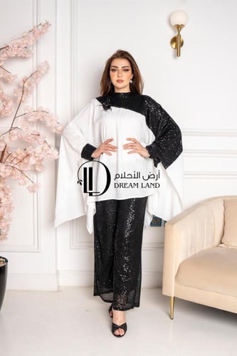 طقم نسائي بنطلون