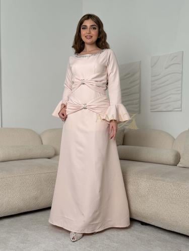 جلابيه اسود مطرز بذهبي