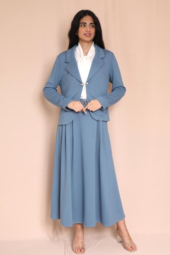 طقم نسائي تنورة