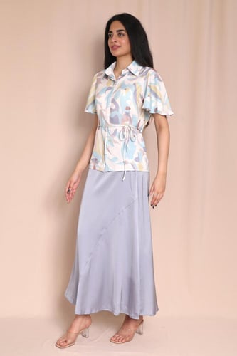 طقم نسائي تنورة