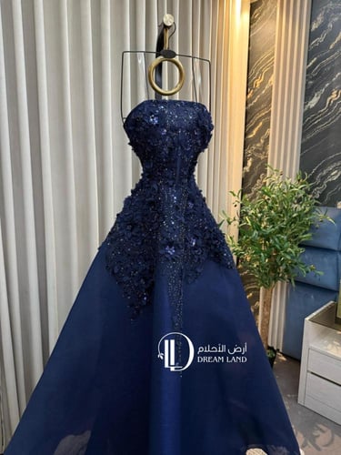 فستان سهرة حالم بوردات ناعمة