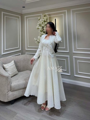 فستان جاكار أبيض