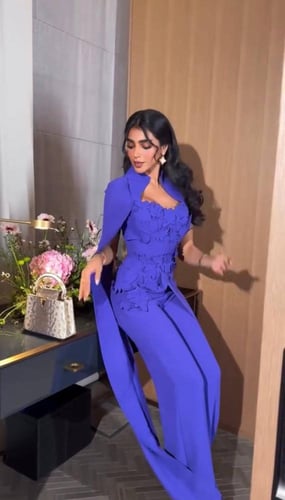 فستان بقصه مميزه