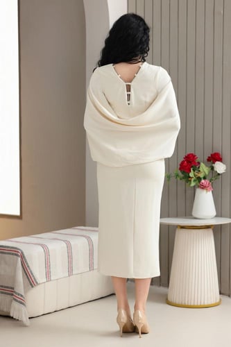 طقم نسائي تنورة