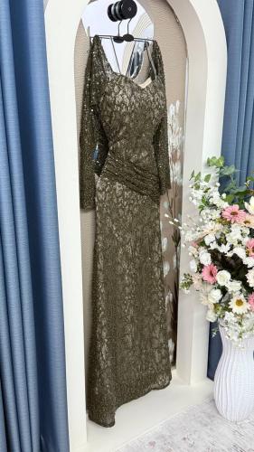 فستان الزمرد اللامع