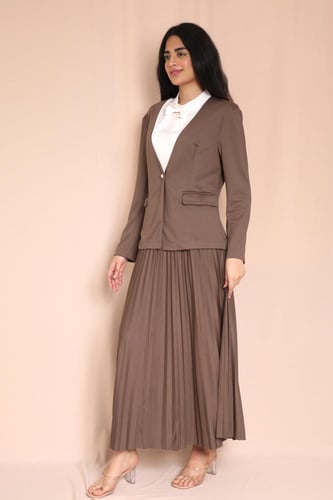 طقم نسائي تنورة ميدي مكسر